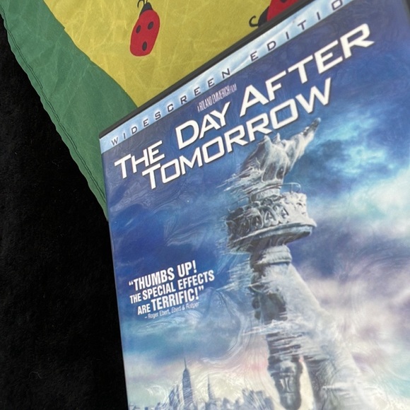The Day After Tomorrow Widescreen Edition DVD Movie 20th Century Fox PG 13 - Picture 8 of 13